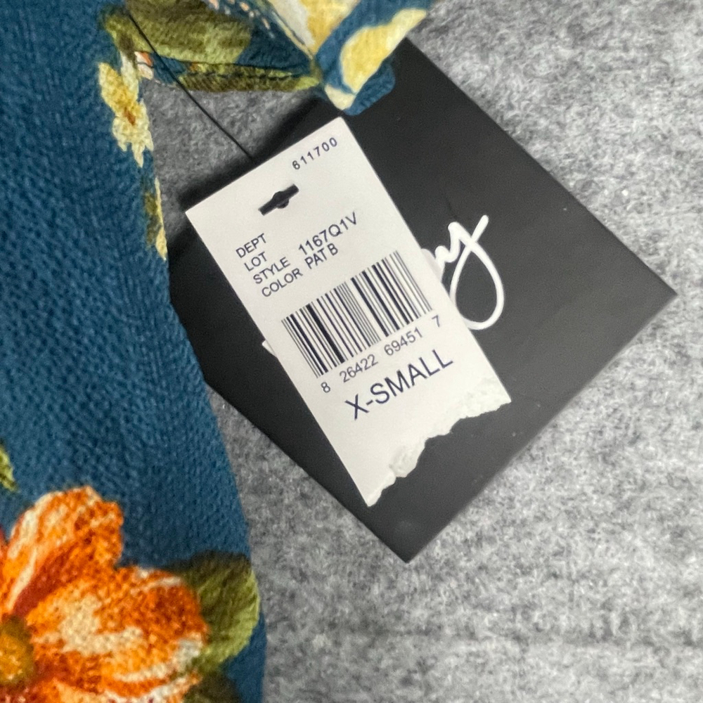 By & By NWT Women’s Floral High-Low Maxi Dress Teal Cold Shoulder Boho Ruffle XS - Picture 11 of 12